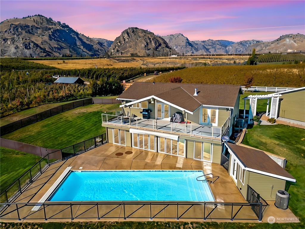 297 Appleton Ln, Chelan, WA 98816 | MLS# NWM2223293 | Homes.com