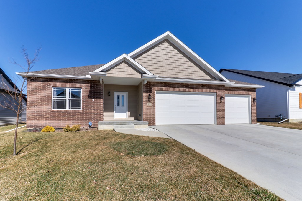 1730 Eide Rd, Bloomington, IL 61704 MLS MRD11992364