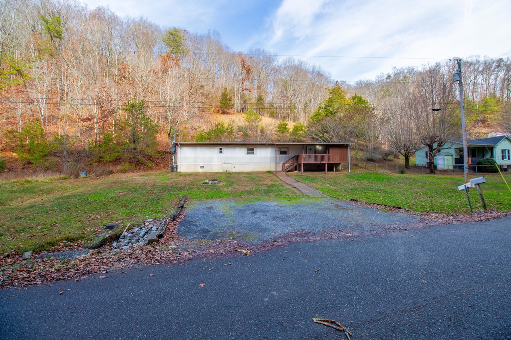 176 McQueen Hollow Rd, Johnson City, TN 37601 | MLS# 9959962 | Homes.com