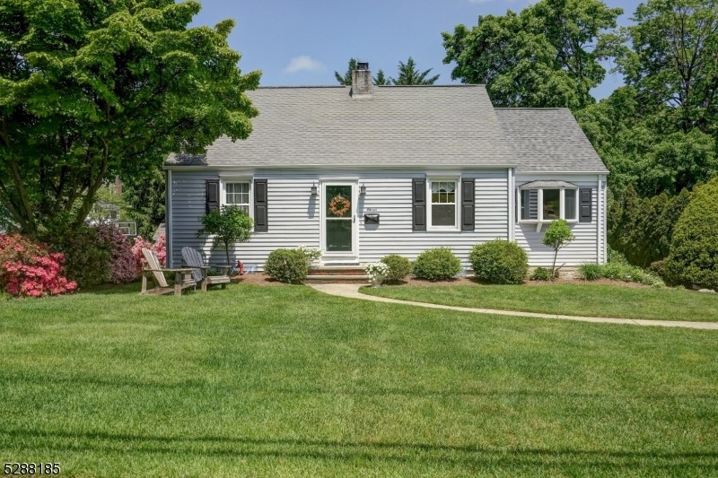 Sold 11 Lee Ave, Hawthorne, NJ 07506 | Homes.com