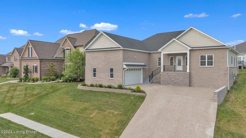 1810 Meremont Ridge Rd, Louisville, KY 40245 MLS 1663850