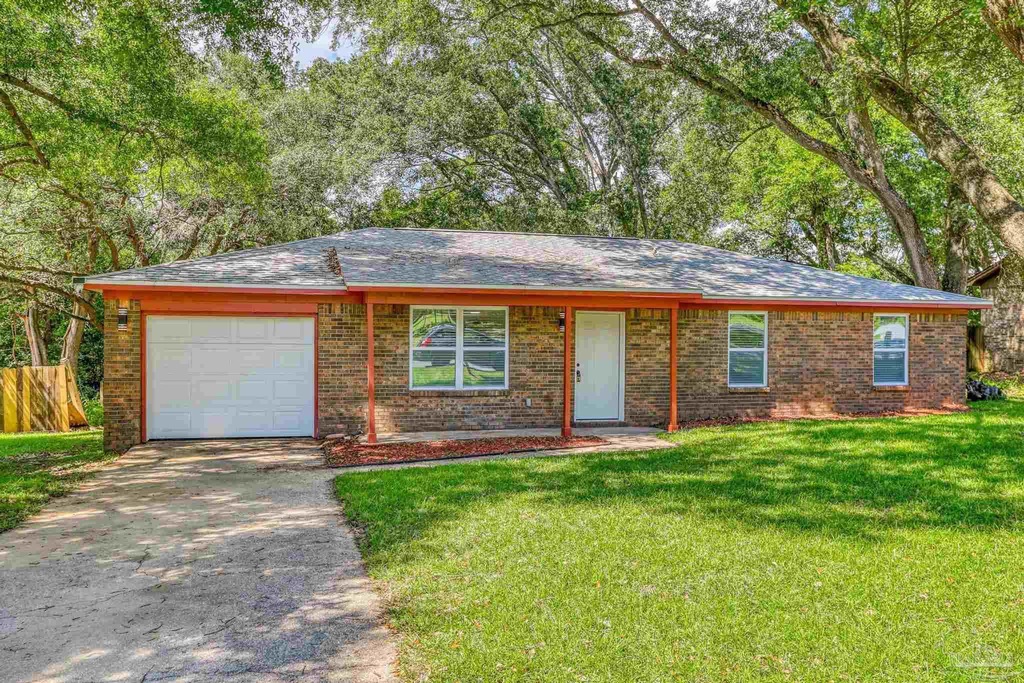 2502 Gator Ln, Pensacola, FL 32505 | Homes.com