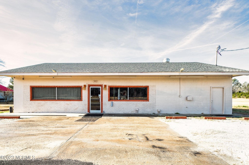 1925 Nc Highway 43, Vanceboro, NC 28586 For Sale
