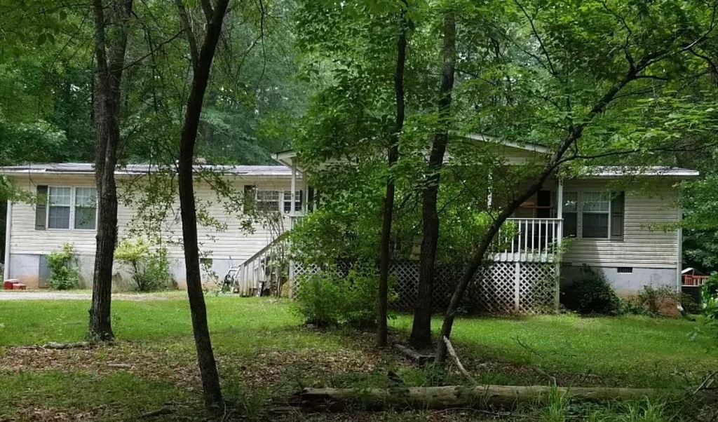 403 Possum Point Dr, Eatonton, GA 31024 MLS 66340