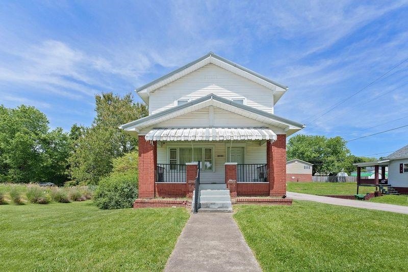 1419 Bellefonte Rd, Flatwoods, KY 41139 MLS 57040