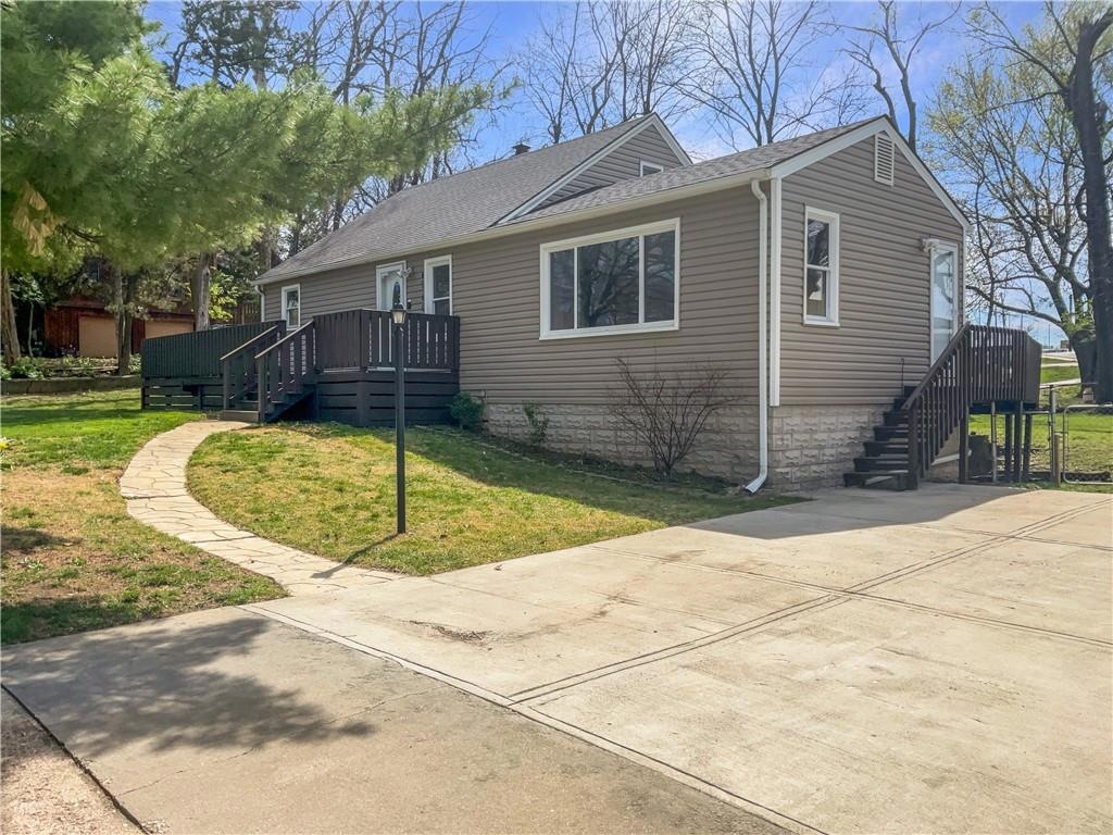 For Sale 4940 Southridge Dr, Roeland Park, KS 66205