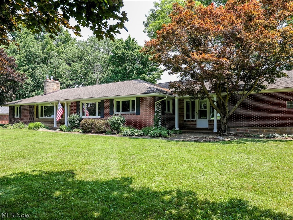 5116 Kidron Rd, Apple Creek, OH 44606
