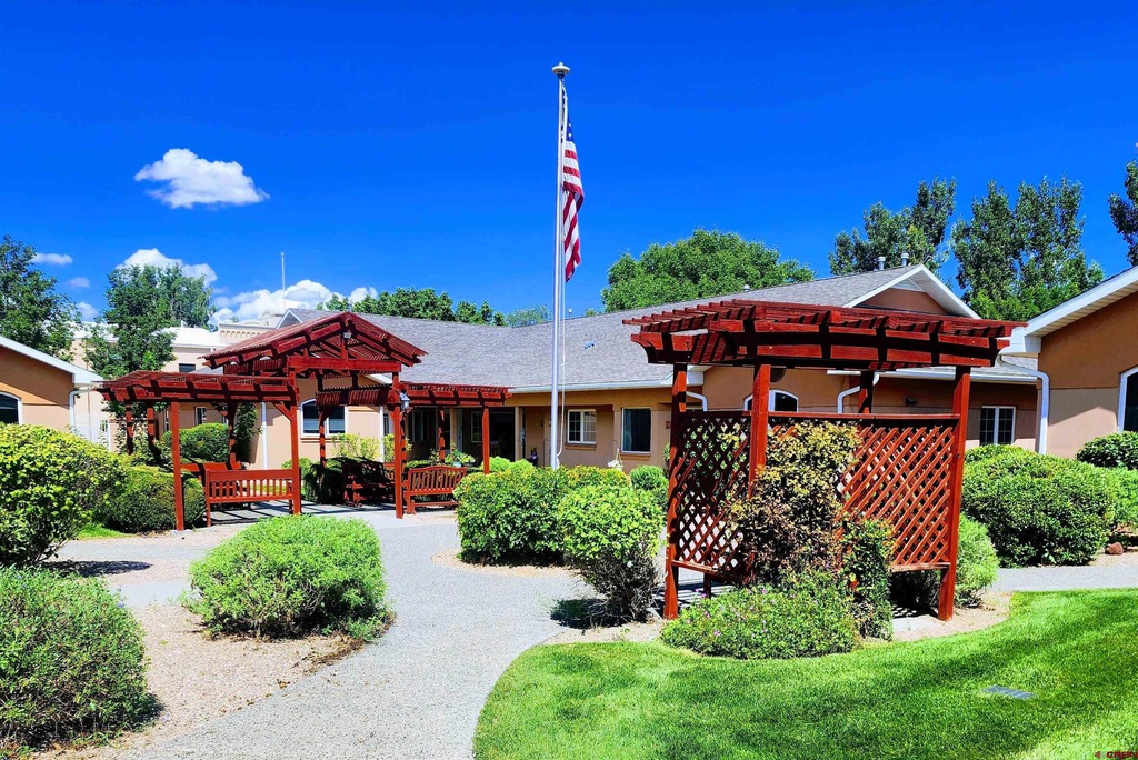 401 Grand Ave Unit I