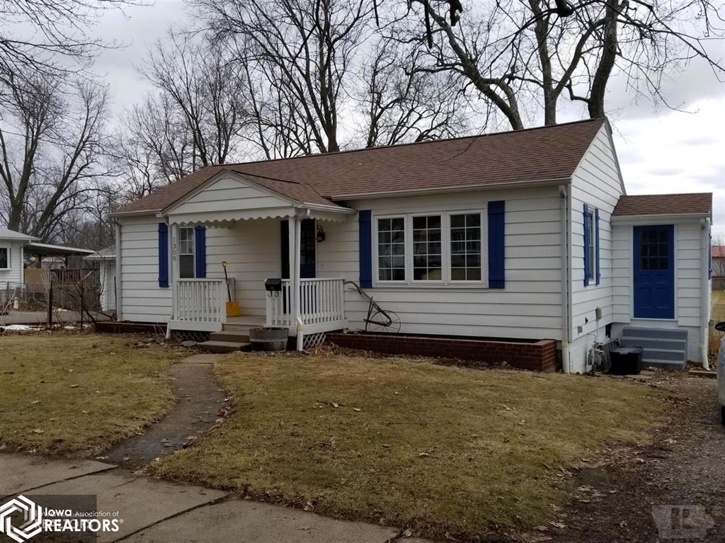1308 S 2nd St, Oskaloosa, IA 52577 MLS 5360066