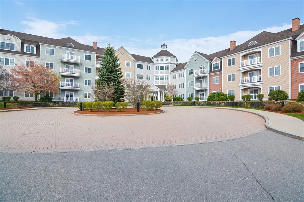 6 Woodman Way Unit 123, Newburyport, MA 01950 MLS 73232276