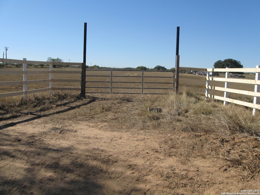 00 Farm To Market Road 472, Bigfoot, TX MLS 1500638