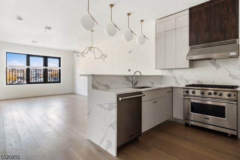 14 2nd St Unit 2A, South Orange, NJ 07079 MLS 3930512