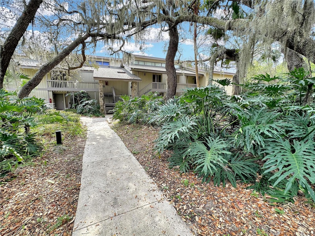 For Sale 713 Olde Camelot Cir Unit 3303-4, Haines City, FL 33844 ...