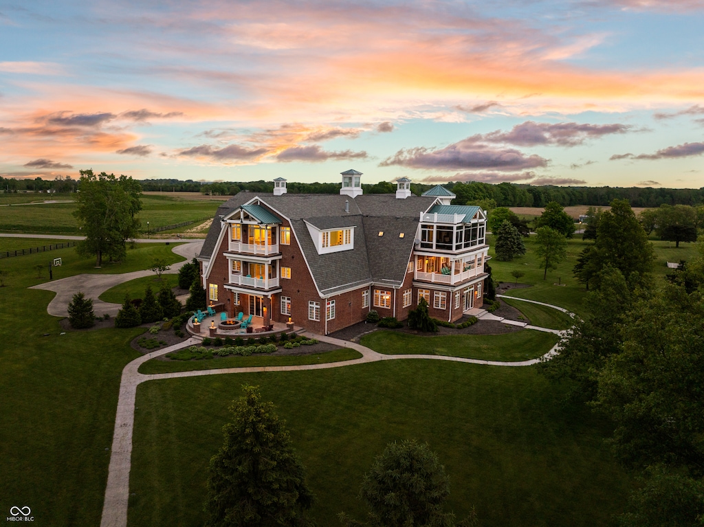 For Sale 9825 Windy Hills Dr, Zionsville, IN 46077