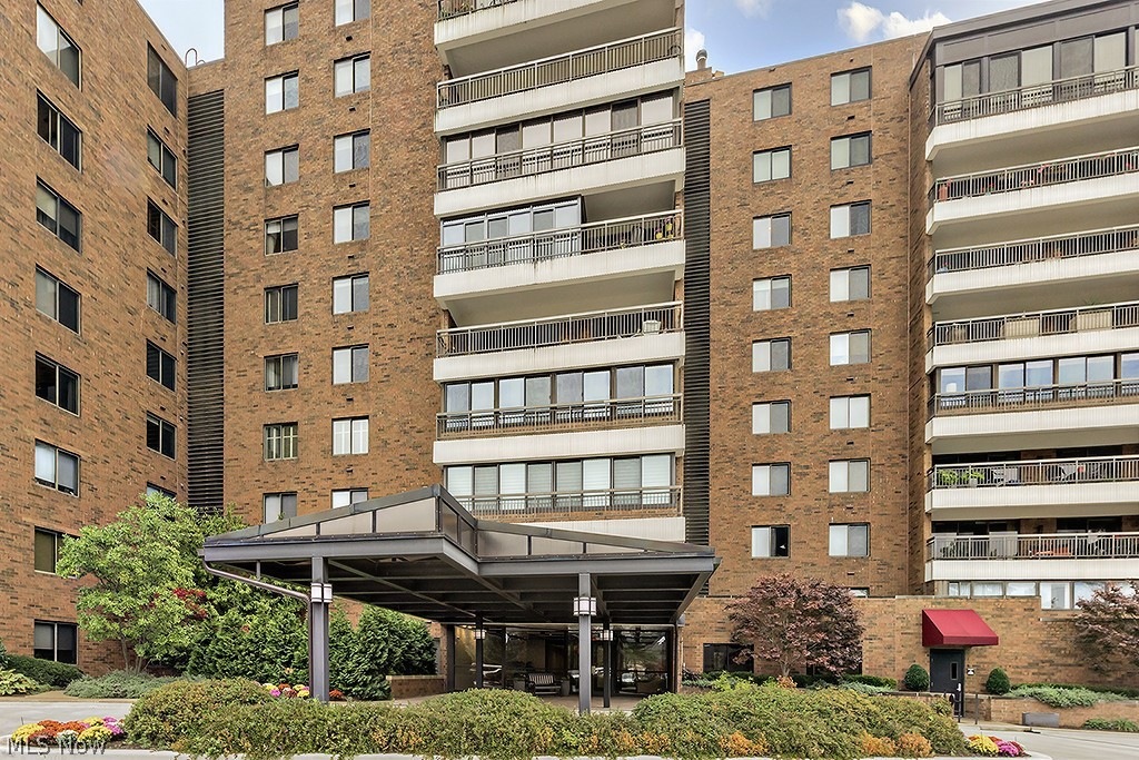 27500 Cedar Rd Unit 610, Beachwood, OH 44122 MLS 5031124