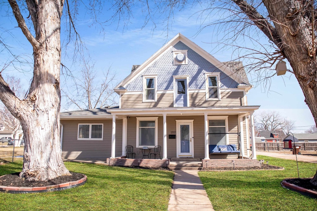 1717 Avenue G, Gothenburg, NE 69138