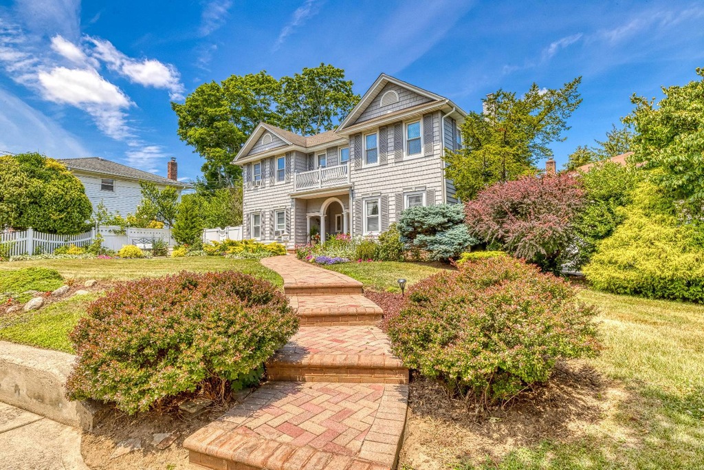 2869 Beltagh Ave, North Bellmore, NY 11710 MLS 11286089