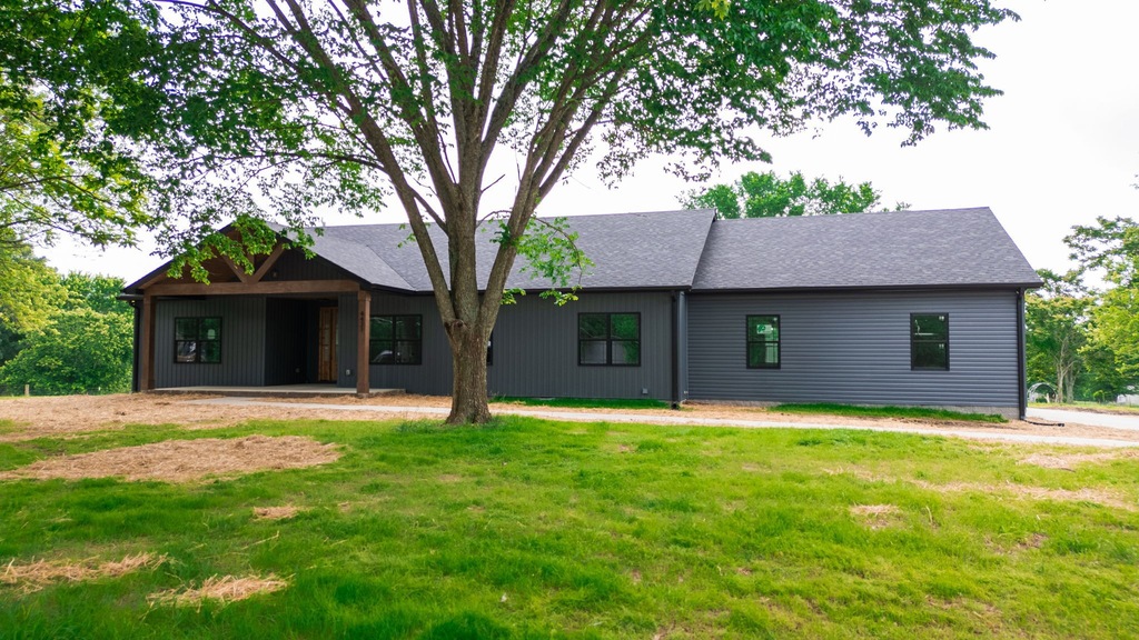 4421 Southside Rd, Southside, TN 37171 MLS RTC2654595