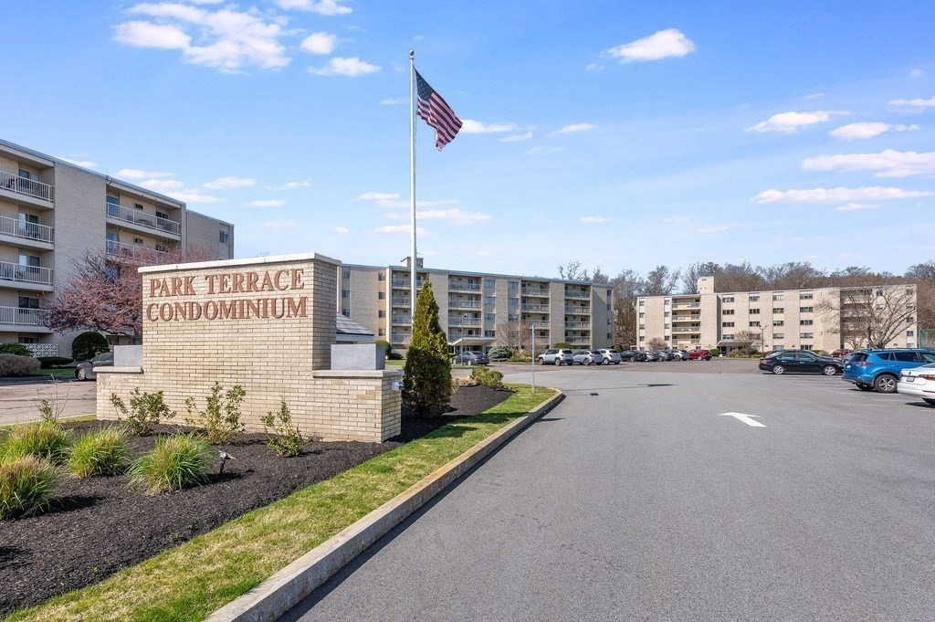 300 Park Terrace Dr Unit 302, Stoneham, MA 02180 MLS 73224925