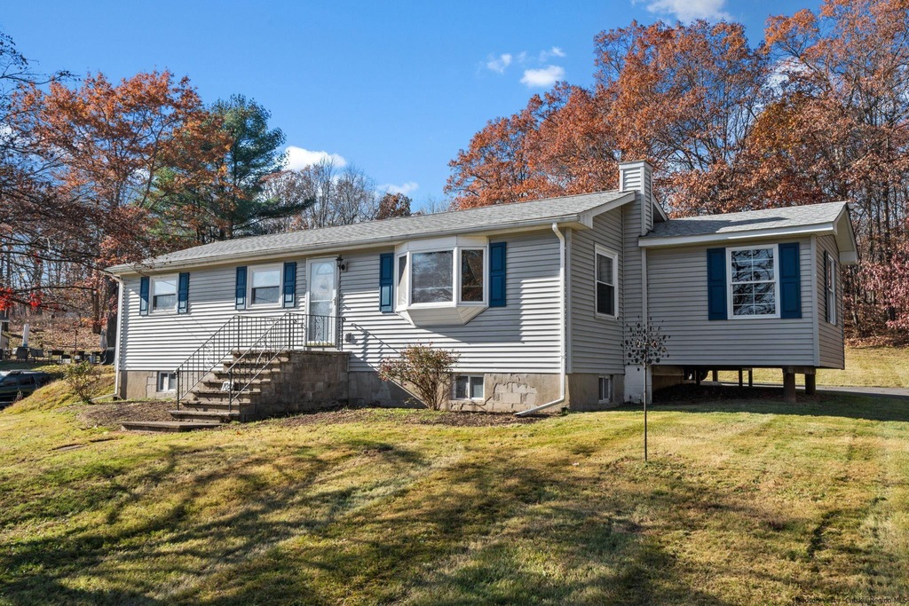 109 Church St, Wallkill, NY 12589 MLS 20233579