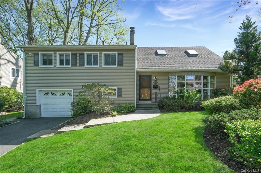 7 Standish Place, Hartsdale, NY 10530 | Homes.com