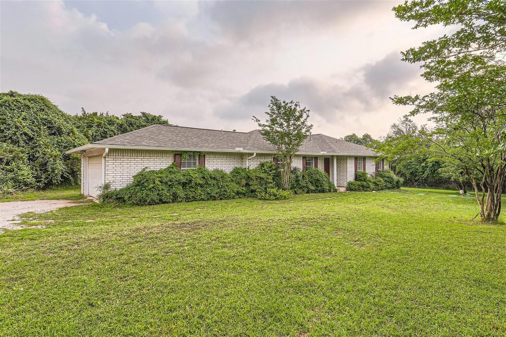 200 Springlake Dr, Dripping Springs, TX 78620 MLS ACT4759419