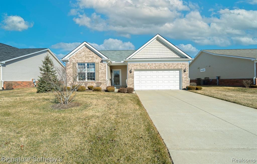 26372 Saint Clair Dr, Brownstown Charter Township, MI 48134 | Homes.com