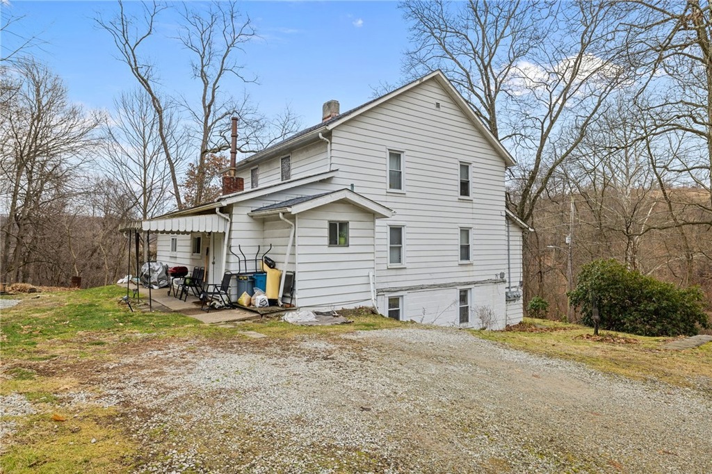 5859 Grant St, Export, PA 15632