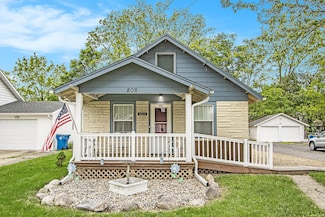 208 Nelson Ave, Kalamazoo, MI 49006