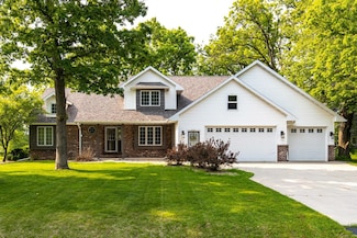 4175 Twilight Ct, Oshkosh, WI 54904