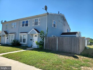 19 Lennox Ct, Sicklerville, NJ 08081
