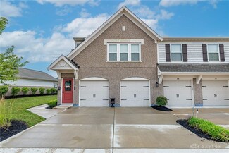84 Old Pond Rd, Springboro, OH 45066