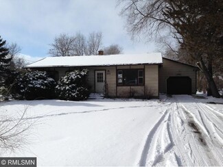 203 Chinook Ave SW Unit 1, Avon, MN 56310