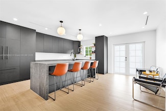 6135 SW 29th St, Miami, FL 33155