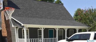 21744 Cagle Rd, Athens, AL 35614