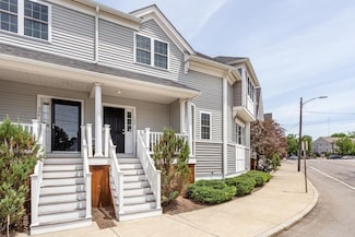 506 Sea St, Quincy, MA 02169