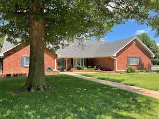 10900 Willow Grove Rd, Oklahoma City, OK 73120