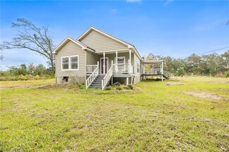 21540 Lacsue Ln, Hammond, LA 70403