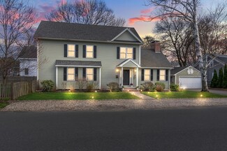 95 Union St, South Hamilton, MA 01982