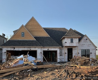 2709 W Twin Oaks St, Broken Arrow, OK 74011