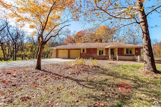 938 N 640 Rd, Baldwin City, KS 66006