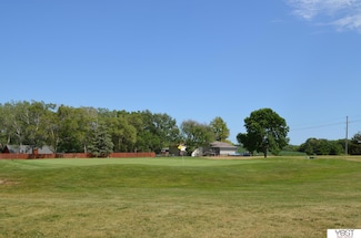 8505 Eagle Point, Plattsmouth, NE 68048