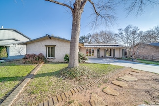 10214 Fox Hollow, San Antonio, TX 78217