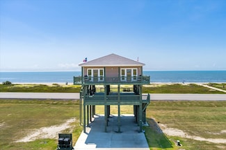 2518 Audubon Ave, Gilchrist, TX 77617
