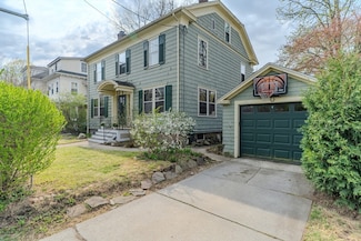 4 School St, Northampton, MA 01060