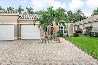 9799 Crescent View Dr S, Boynton Beach, FL 33437