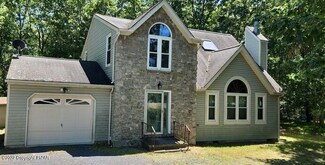 7172 Glenwood Dr, East Stroudsburg, PA 18301