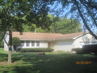 607 E Fine St, Ashkum, IL 60911