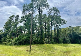 8027 Life Cir, Port Labelle, FL 33935