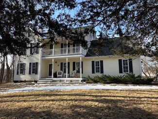 1851 Lake Lucy Ln, Excelsior, MN 55331